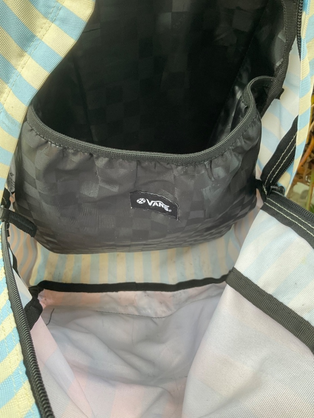 VANS Pastel Colored Striped Backpack - Picture 5 of 8